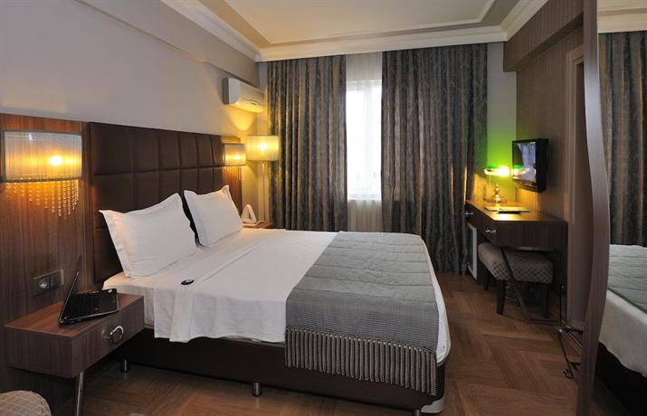 Grand Atakum Hotel