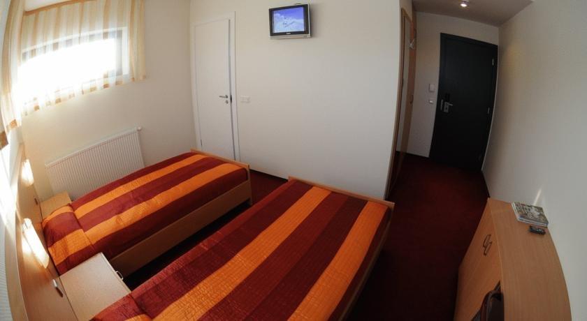 Egas Motel