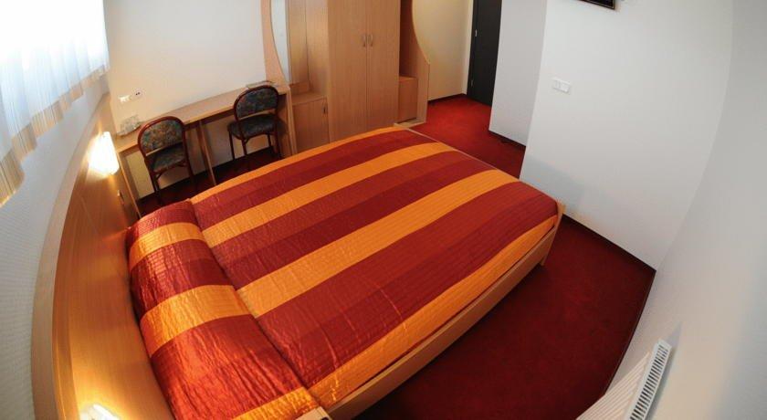 Egas Motel