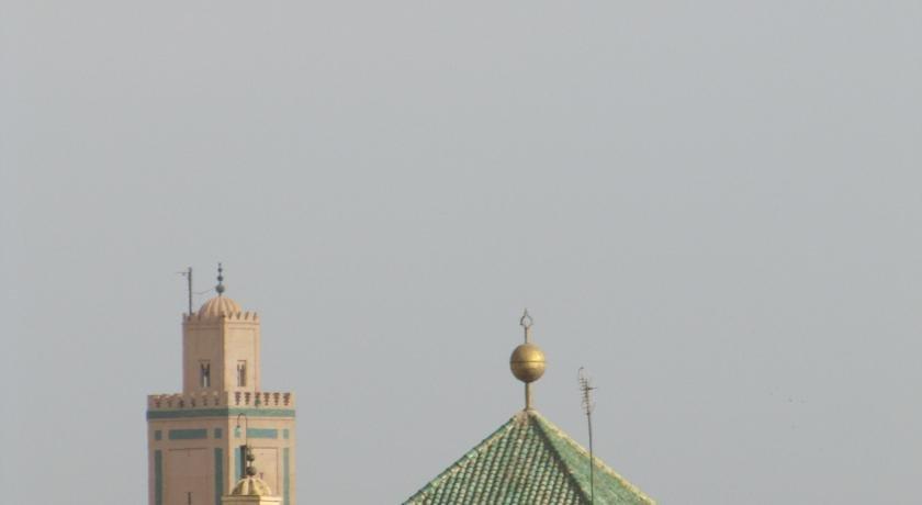 Riad Losra