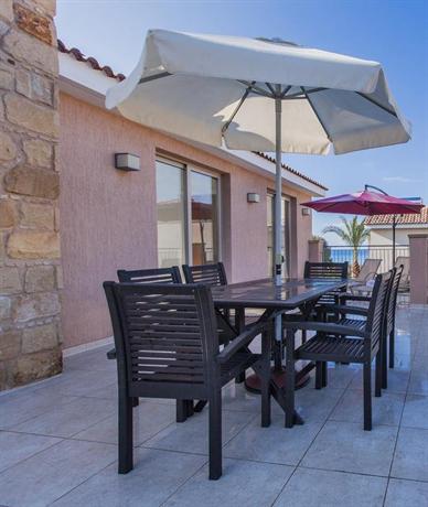 Villa 1 Sandy Beach Villas
