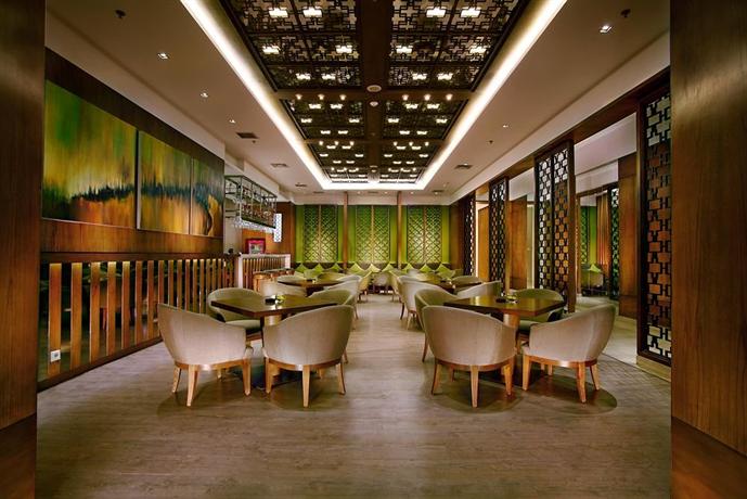 eL Hotel Royale Jakarta
