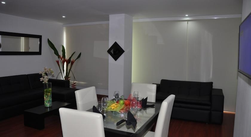 Apartasuites Plaza Modelia