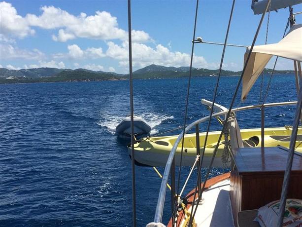 Culebra Bed & Breakfast on a Boat