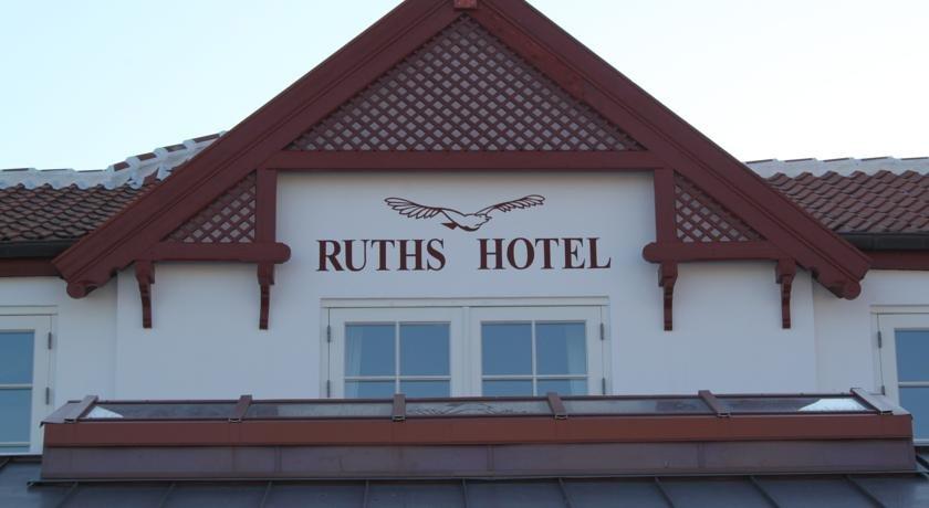 Ruths Hotel