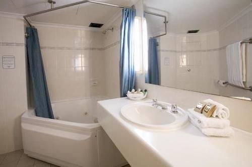 Capital Executive Apartment Hotel