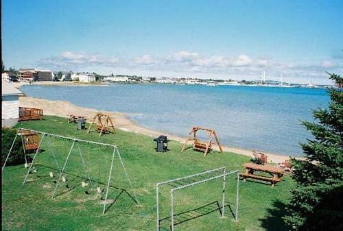 Sunrise Beach Motel