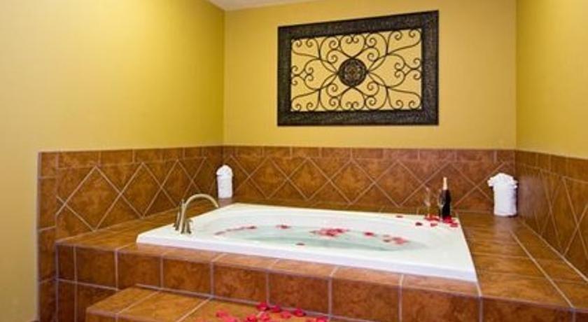 Comfort Suites Tupelo