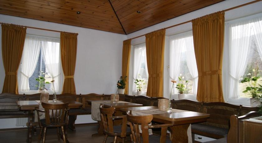 Bed and Breakfast Am Knittenberg