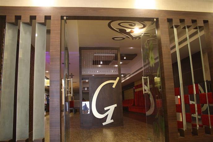Hotel Golden Sky