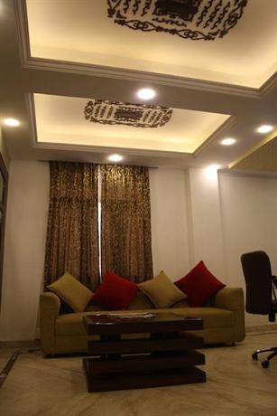 Hotel Golden Sky