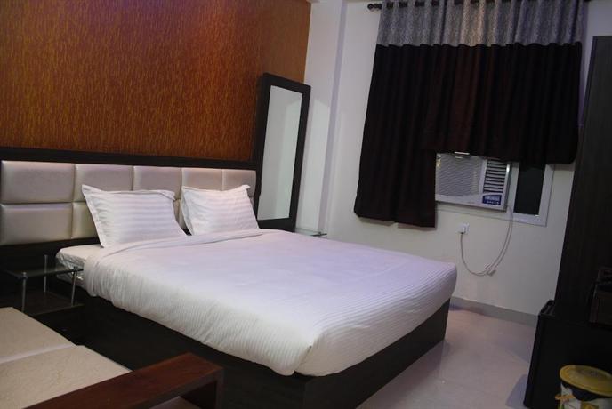 Hotel Golden Sky