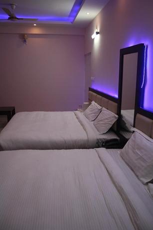 Hotel Golden Sky