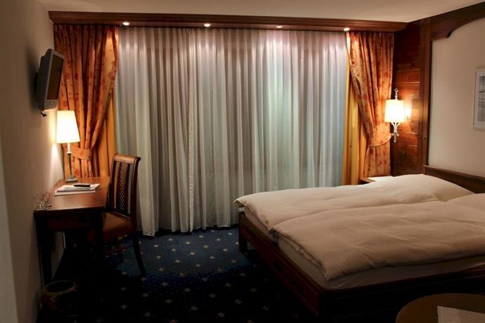 Hotel Zermama Zermatt 4* (ex. Hotel Mama Zermatt)