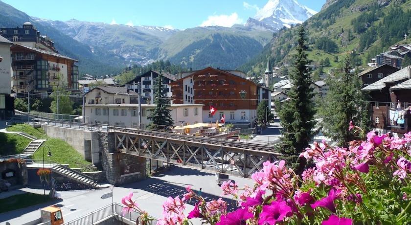 Hotel Zermama Zermatt 4* (ex. Hotel Mama Zermatt)