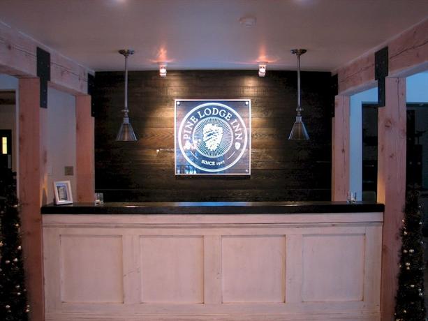 Pine Lodge Muskoka