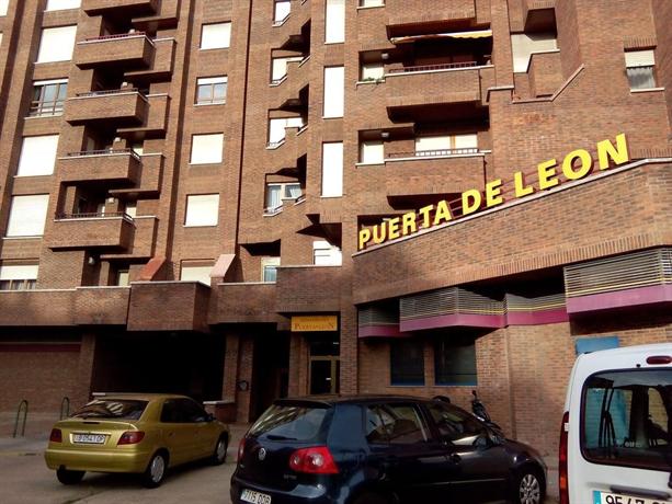 Apartamentos Turisticos Puerta de Leon