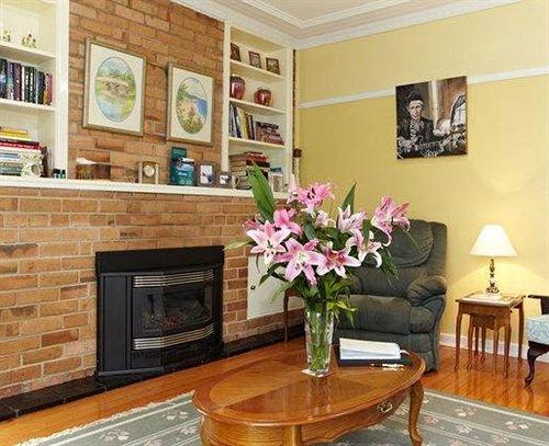 Austin Rise Bed and Breakfast