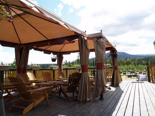 Muktuk Adventures Guest Ranch And Cabins Whitehorse Compare Deals