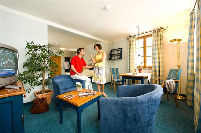 MONDI HOLIDAY Seeblickhotel Grundlsee