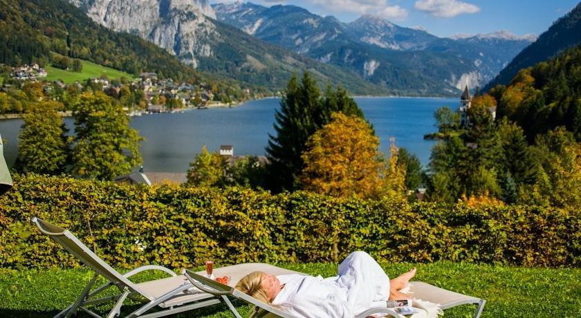 MONDI HOLIDAY Seeblickhotel Grundlsee