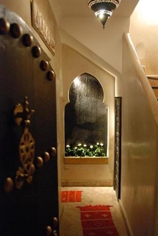 Riad Sharmance