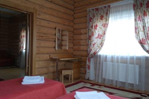 Отель Мустанг