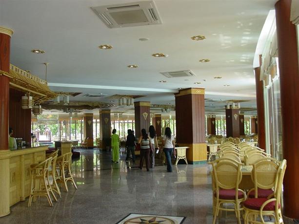 Silk Path Grand Hue Hotel & Spa