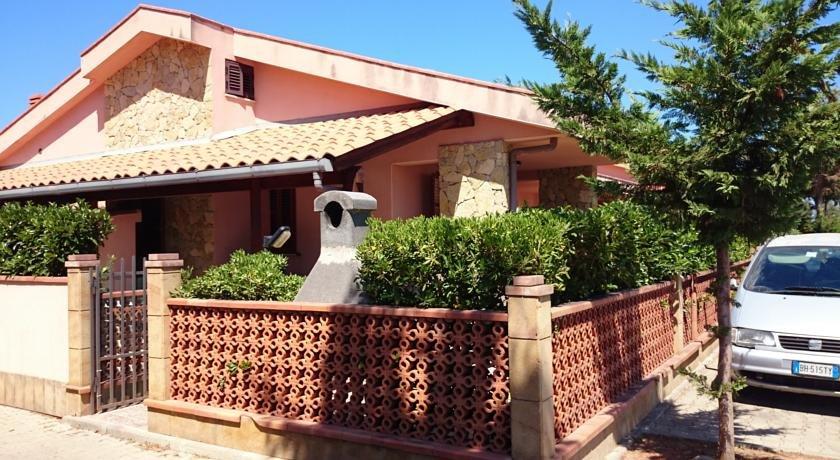 Costa Mediterranea Holiday Homes