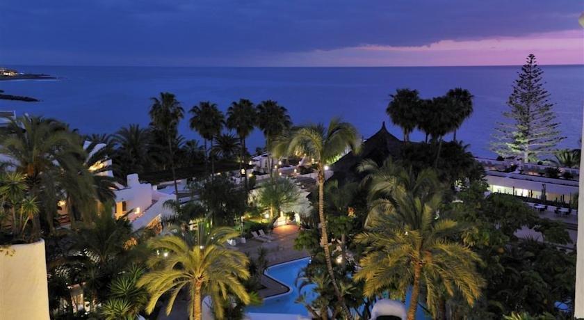 Hotel Jardin Tropical