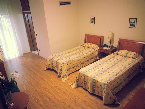 Natassa Hotel
