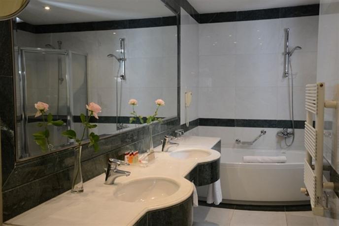 Grand Hills Hotel & Spa