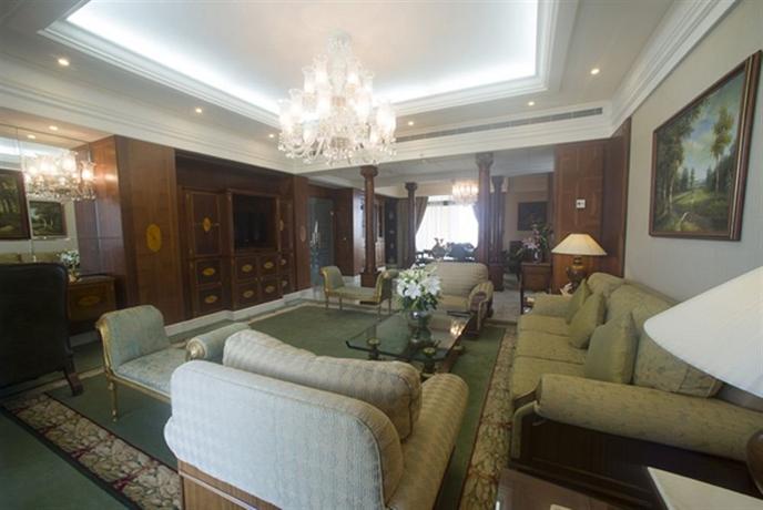 Grand Hills Hotel & Spa