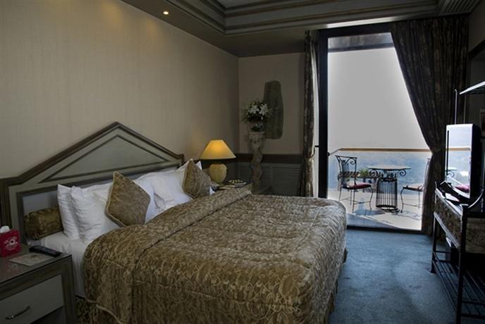 Grand Hills Hotel & Spa