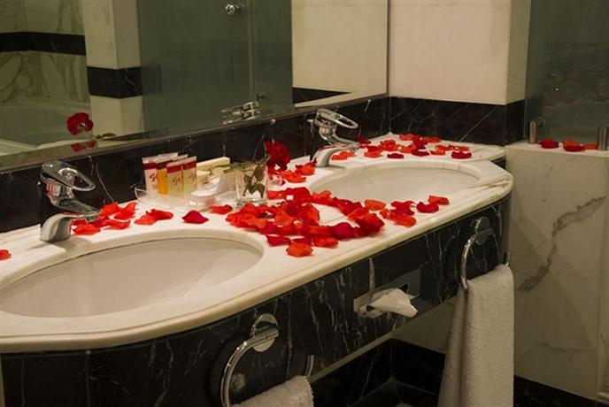 Grand Hills Hotel & Spa