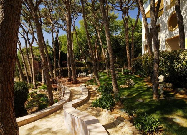 Grand Hills Hotel & Spa