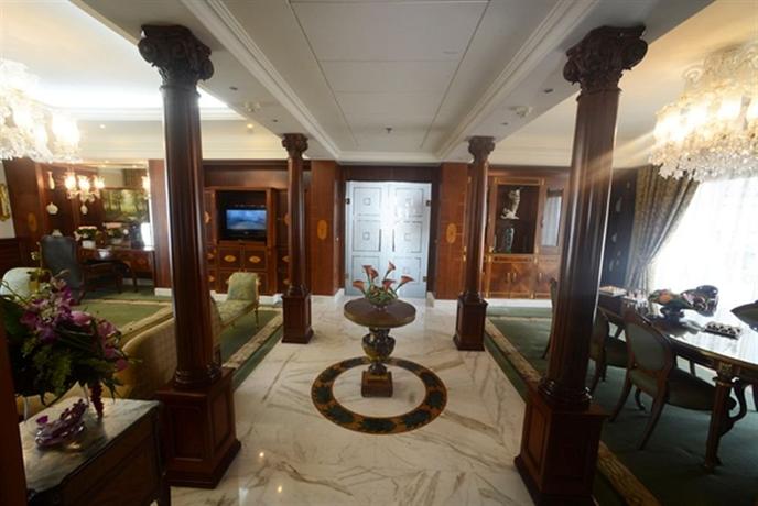 Grand Hills Hotel & Spa