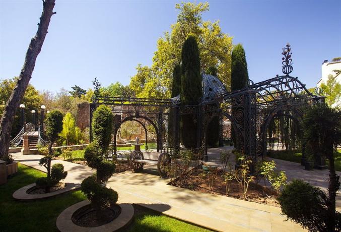 Grand Hills Hotel & Spa