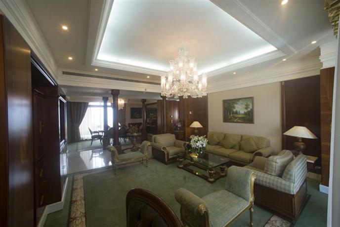 Grand Hills Hotel & Spa