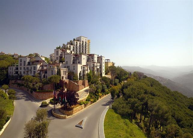 Grand Hills Hotel & Spa