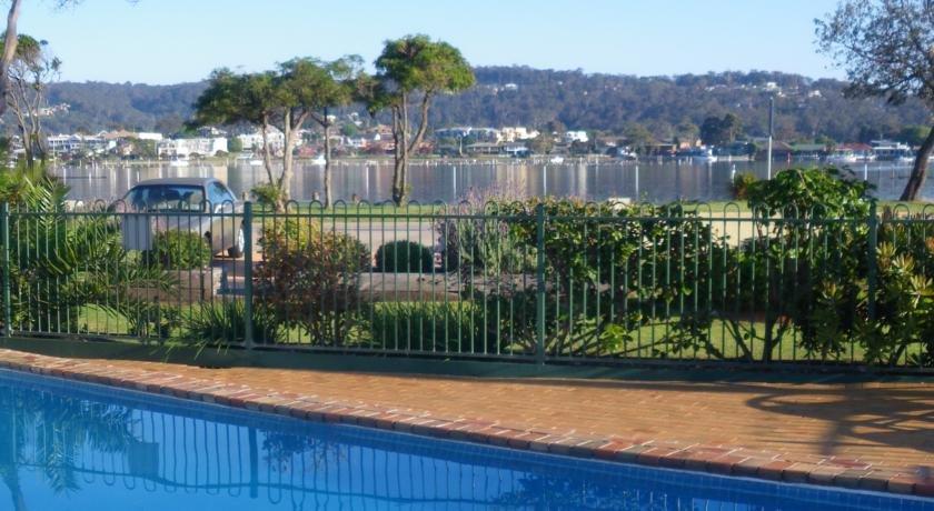 Lakeside Holiday Apartments Merimbula