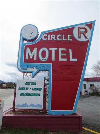 Circle R Motel