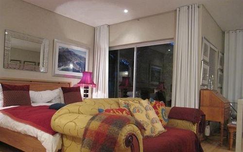 Navona Constantia Guest Cottage