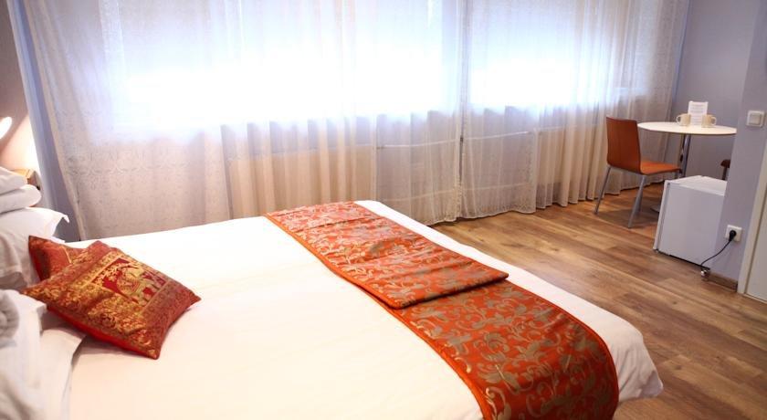 Hotel Starest