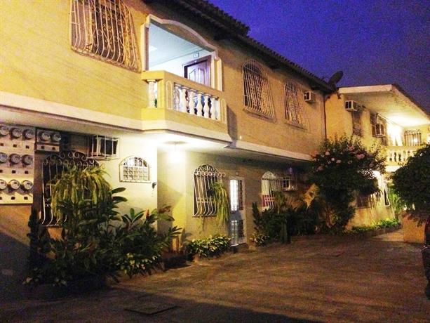 El Patio Suites