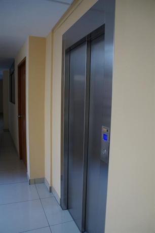 Yuraq Hotel