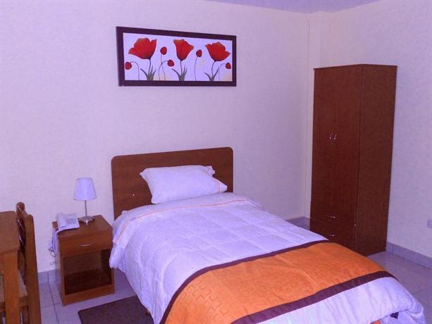 Yuraq Hotel