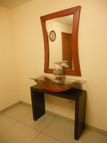 Yuraq Hotel