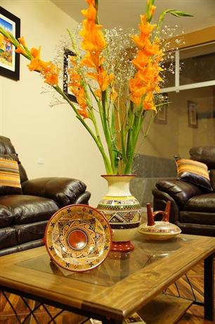 Yuraq Hotel