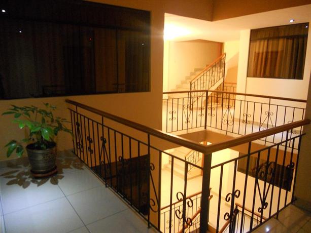 Yuraq Hotel